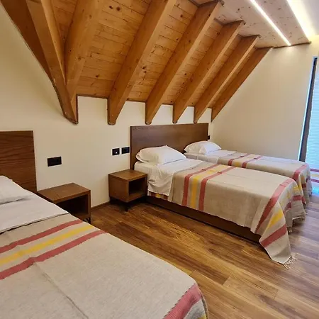 Neokulla - Hikers Hive