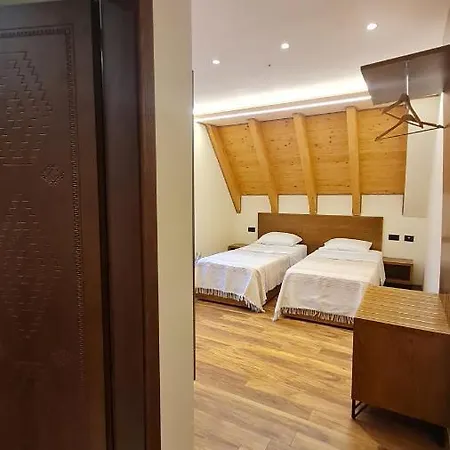 Neokulla - Hikers Hive