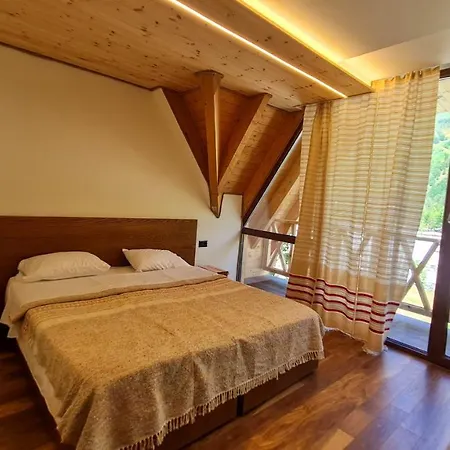 فندق Neokulla - Hikers Hive فالبني