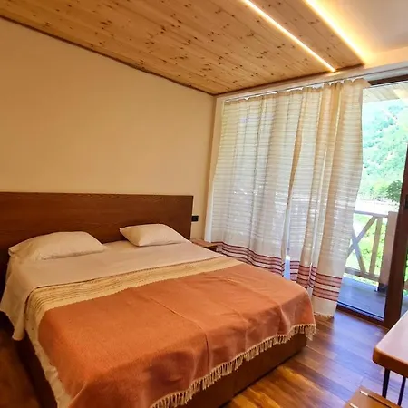 Neokulla - Hikers Hive فندق