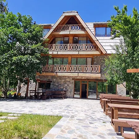 Neokulla - Hikers Hive فندق