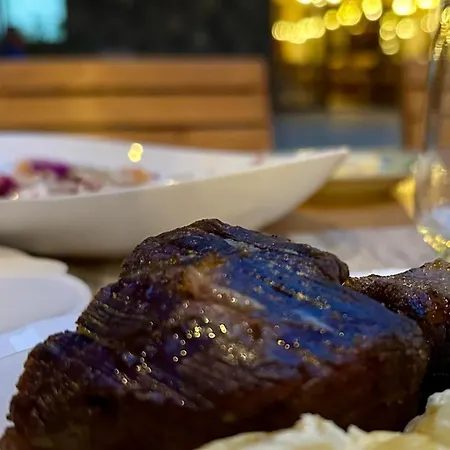 Neokulla - Hikers Hive فندق